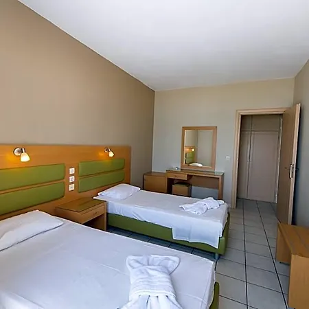 Surf Hotel 2*