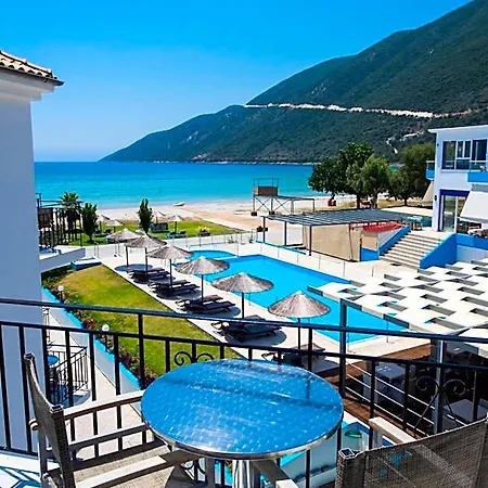 Surf Hotel 2*