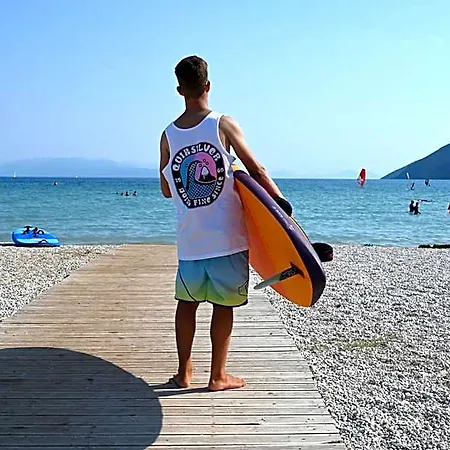 Surf 2* Vasiliki